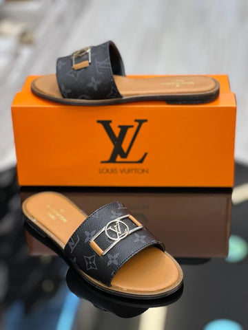 Louis Vuitton Sliders.